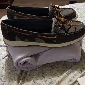 Ladies Sperry Topsider shoes